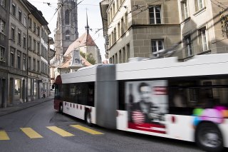 Les TPF veulent décarboner leur flotte en remplaçant les bus urbains et régionaux à énergie fossile par des véhicules propres (archives).